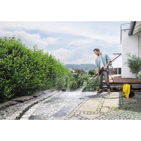 Nettoyeur haute pression 1800W 130 Bar Compact K4 à moteur universel Karcher