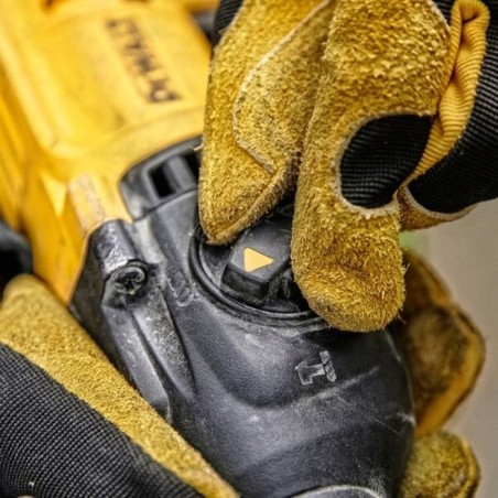 Marteau perforateur 710W SDS + 2 Joules 3 Modes Poignée réglable Butée de profondeur + Mallette DEWALT D25033K