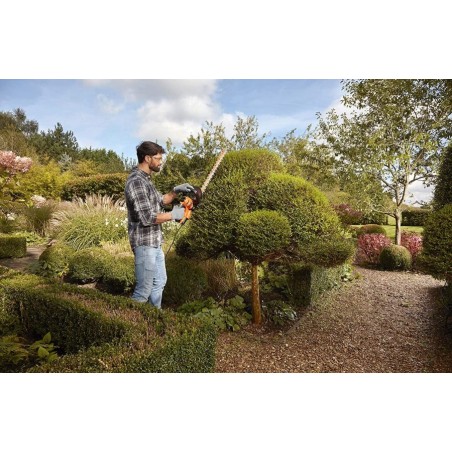 Taille haie 550W Lame 60 cm Black + Decker BEHTS 451+C285 Lame double coupe Double interrupteur