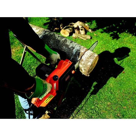 Tronçonneuse electrique 1800W Lame 40cm Graissage automatique BLACK+DECKER CS1840-QS