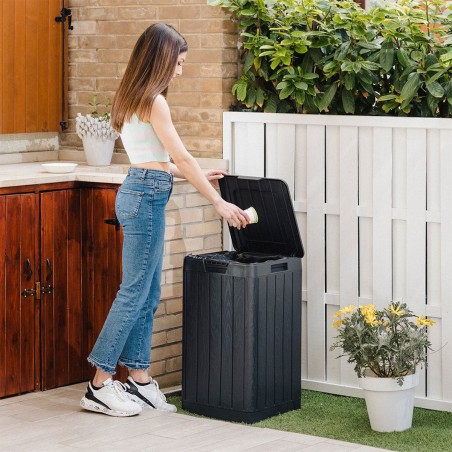 Poubelle de jardin 80 Litres Noire 38 x 38 x H65 cm Couvercle à pression TOOMAX