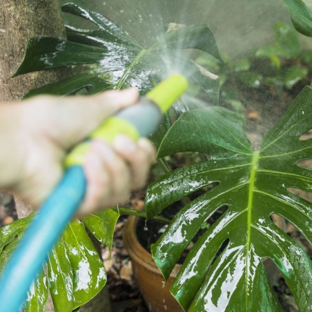 Kit d'arrosage jardin PVC renforcé 20 m diam 15mm lance multi jet +2 raccords + nez de robinet VITO