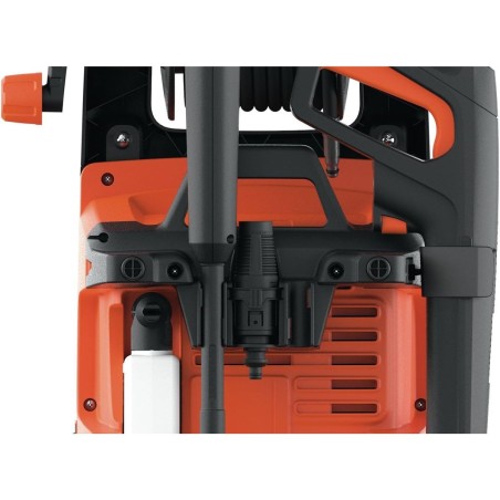 Nettoyeur Haute Pression 2000W 140 Bar 440 L/h Patio cleaner et brosse fixe Black+Decker