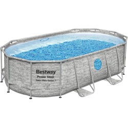Piscine hors sol à Hublot...